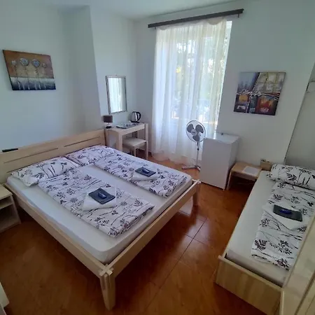 Vandrarhem San Valentino Bašanija